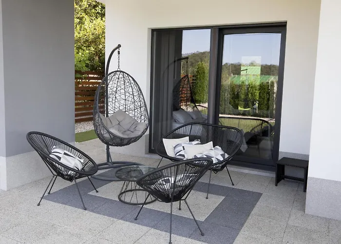 Holiday Home Eb With Heated Pool